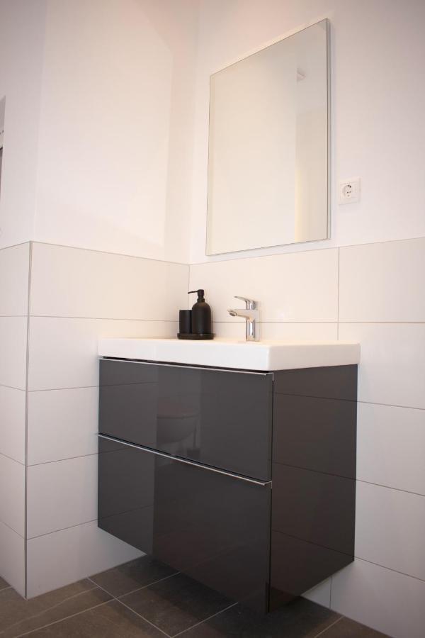 Luxury Cozy 2 Bdr Downtown Apt.5 Будапеща Екстериор снимка