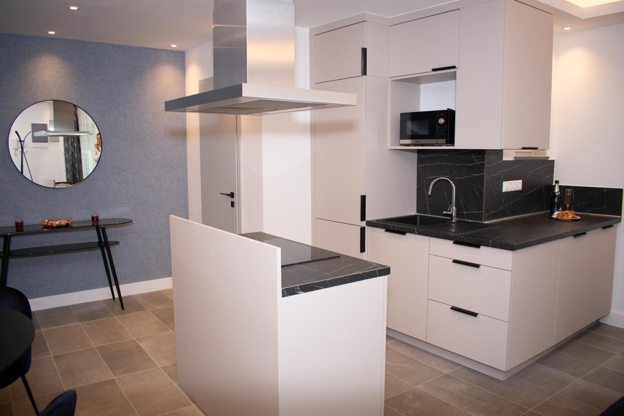 Luxury Cozy 2 Bdr Downtown Apt.5 Будапеща Екстериор снимка
